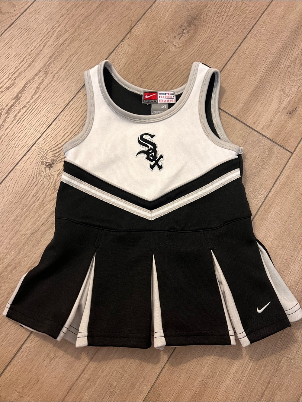 Nike Kids Black and White Chicago White Sox Tank Top Cheer Dress 2T